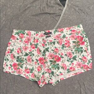 Jeans Colony  Floral Shorts - Pink and Green Size 22